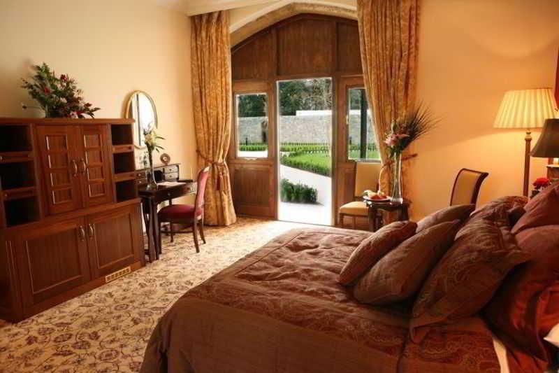 Lough Rynn Castle Hotel Mohill Bagian luar foto